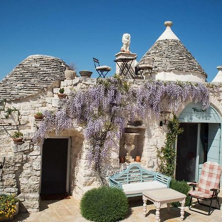 16 Trulli E Giardini Apartment อัลเบโรเบลโล ภายนอก รูปภาพ