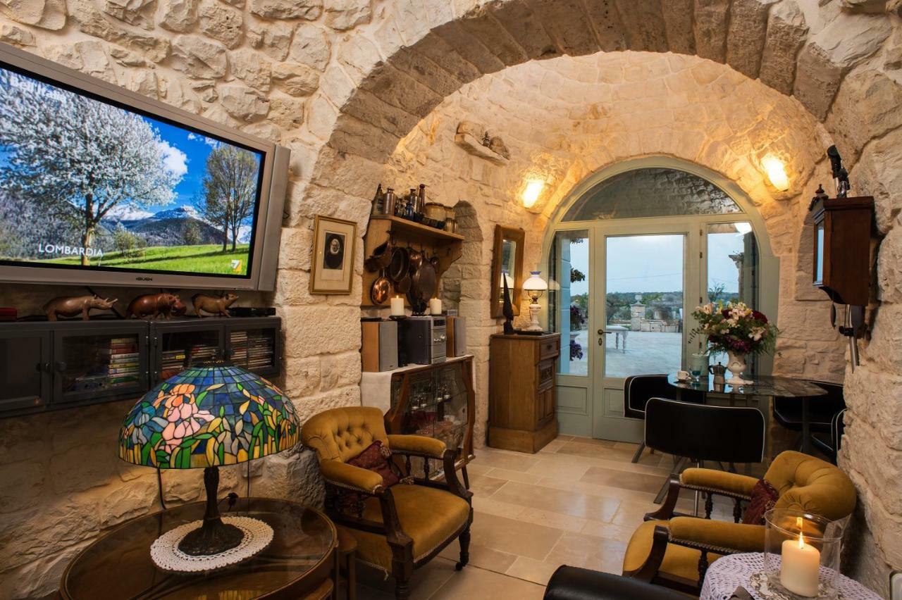16 Trulli E Giardini Apartment อัลเบโรเบลโล ภายนอก รูปภาพ